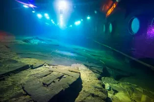 Baiheliang Underwater Museum - Chongqing Tourist Attraction