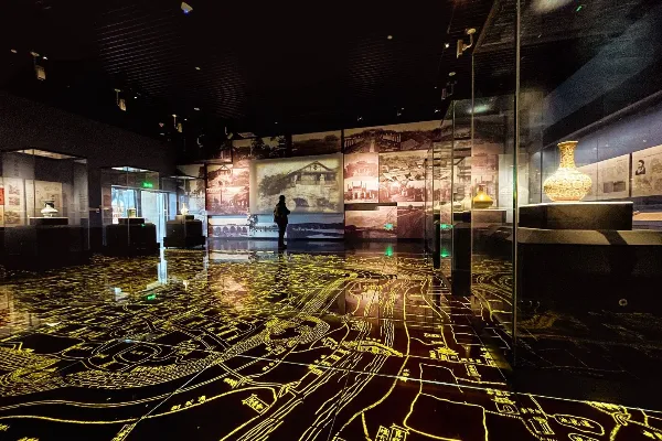 Chengdu Museum - Sichuan Tourist Attraction