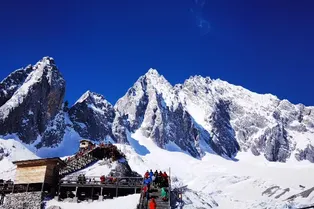 Jade Dragon Snow Mountain - Yunnan Tourist Attraction