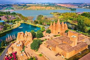 Dongfengyun Scenic Area - Yunnan Tourist Attraction