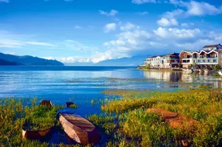 Erhai Lake - Yunnan Tourist Attraction