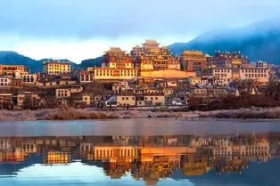 Songzanlin Scenic Area - Yunnan Tourist Attraction