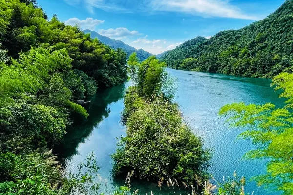Dongjiang Lake Scenic Area
