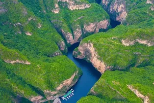 Baquan Gorge Scenic Area of Taihang Grand Canyon - Shanxi Tourist Attraction