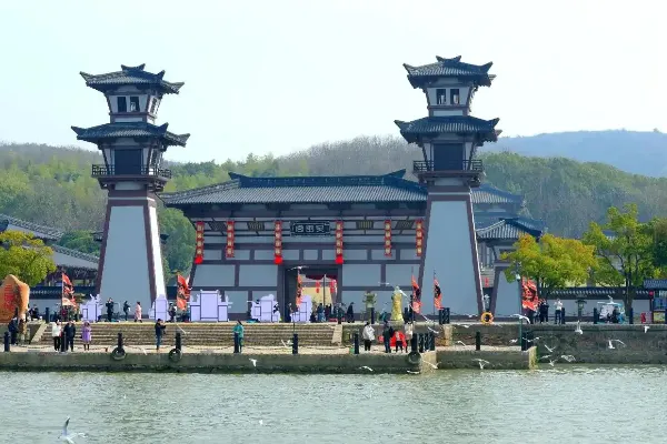 Three Kingdoms & Water Margin City - Jiangsu Tourist Attraction