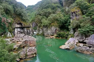 Baishuiyang Yuanyangxi Scenic Area - Fujian Tourist Attraction