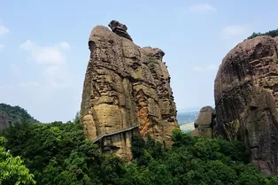 Guifeng Scenic Area in Shangrao - Jiangxi Tourist Attraction