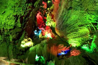 Underground Grand Canyon Tourism Area in Linyi - Shandong Tourist Attraction