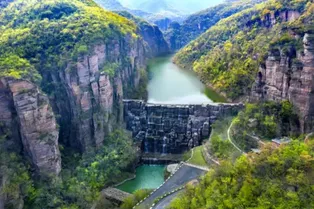 Longtan Grand Canyon Scenic Area in Luoyang - Henan Tourist Attraction