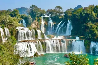 Detian Transnational Waterfall Scenic Area in Chongzuo - Guangxi Tourist Attraction
