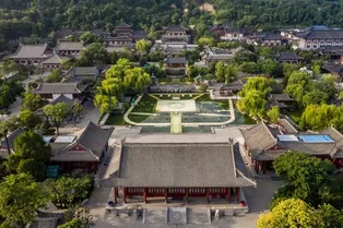 Huaqing Palace Scenic Area in Xi'an