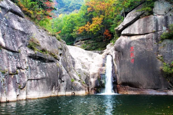 Heilongtan Scenic Area - Beijing Tourist Attraction