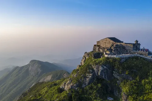 Zhurong Peak