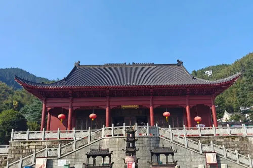 Fangguang Temple