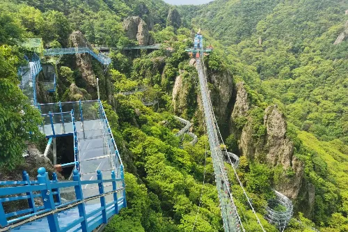 Ma Ren Qi Feng Scenic Area