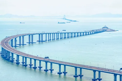 Hong Kong-Zhuhai-Macao Bridge Tour